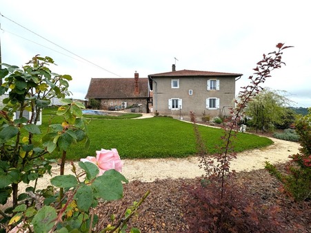 MONTAGNY  385 000 €