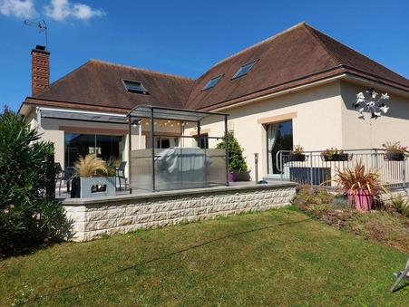 CAEN  549 500 €