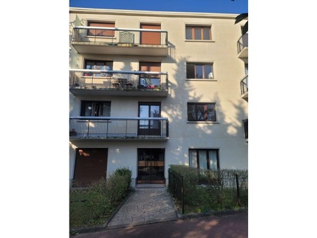 LA VARENNE SAINT HILAIRE 1 345 €