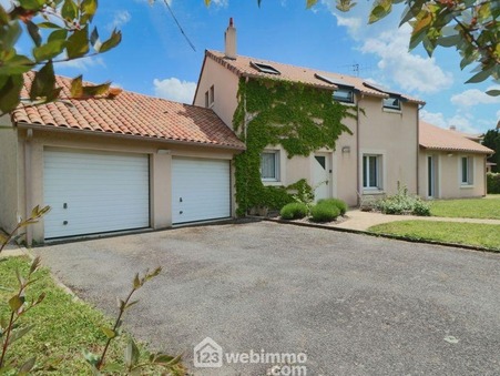 Saint-Benoît  412 100 €
