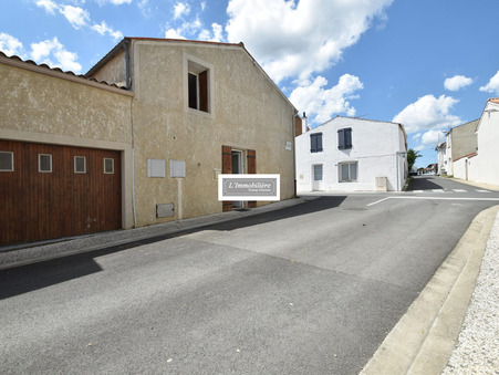 Tonnay Charente  137 800 €