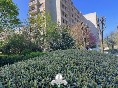 BAGNEUX  299 000 €