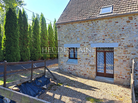 Mortain  234 €
