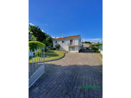Annonay  230 000 €