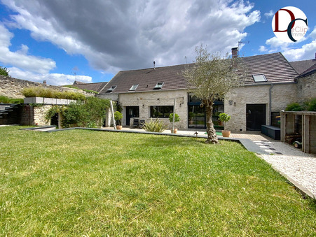 Senlis 2 190 €
