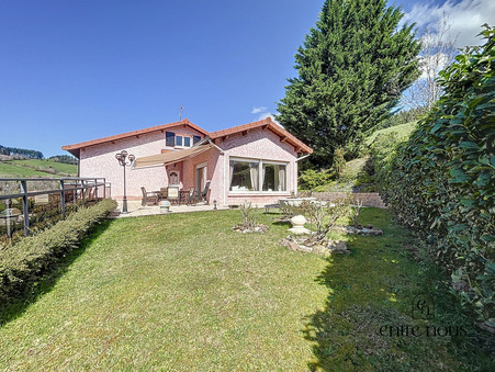 Thizy-les-Bourgs  281 000 €