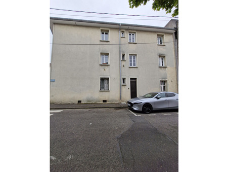 Melun  751 €