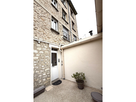 Melun  113 000 €