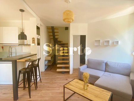 Dijon  800 €