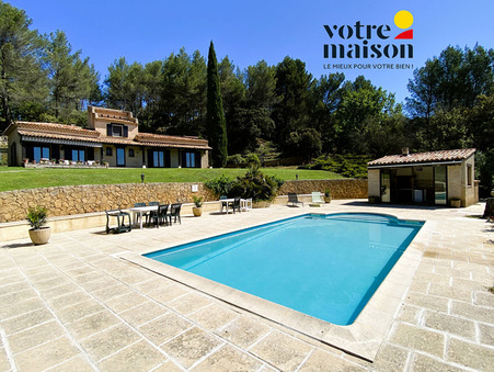 Jouques  725 000 €