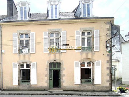 Landivisiau  254 500 €
