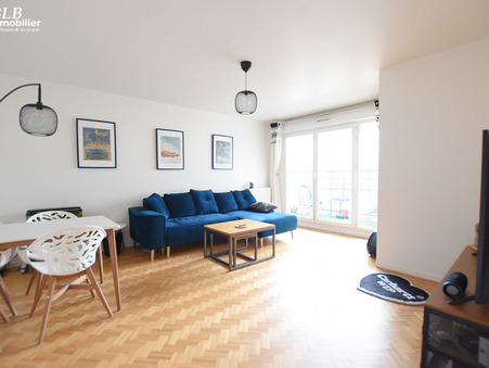 Guyancourt  261 855 €