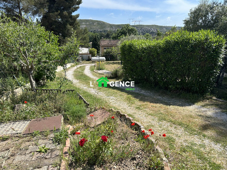 Pennes-Mirabeau  330 000 €