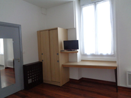 Saint-Palais  340 €