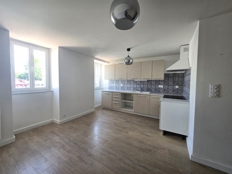Saint-Palais  600 €
