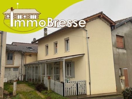 Montrevel-en-Bresse  120 000 €