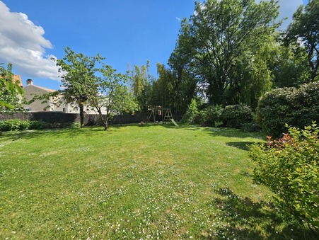 Aigrefeuille-d\'Aunis  265 900 €
