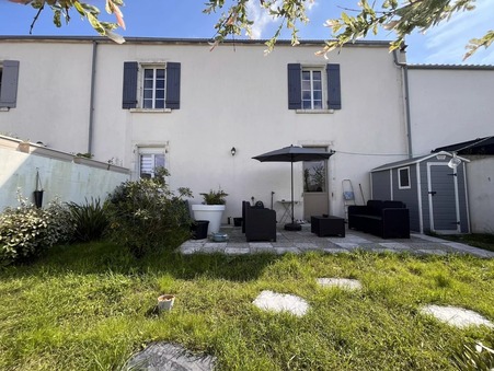 Vérines  318 000 €