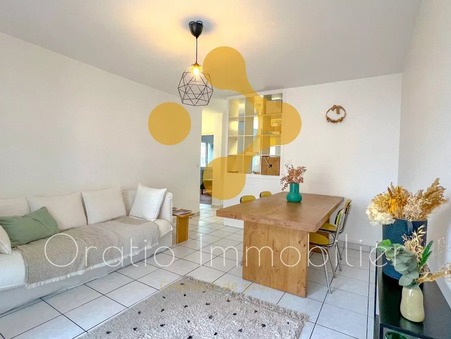 Annecy  343 000 €
