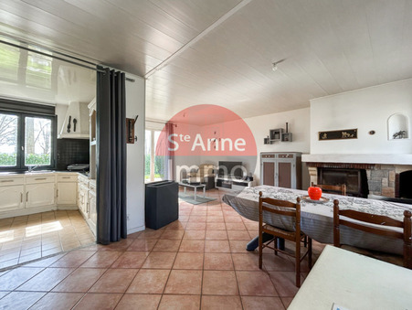 Beaufort-en-Santerre  179 900 €
