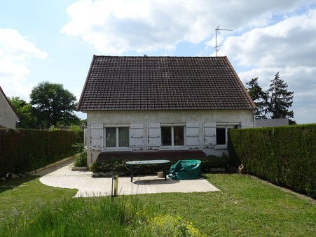 Villiers-Saint-Frédéric  367 000 €