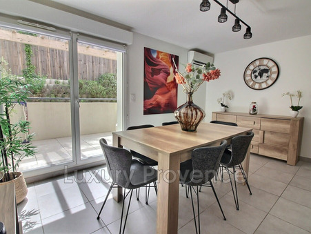 Meyreuil  277 000 €