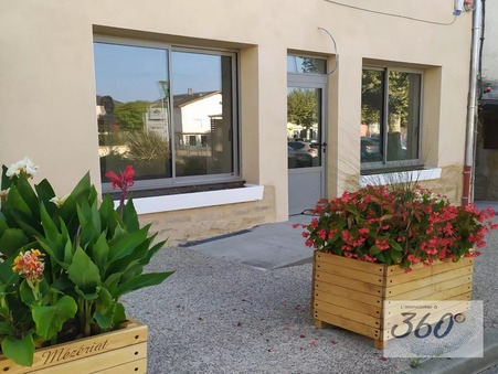 Mézériat  880 €