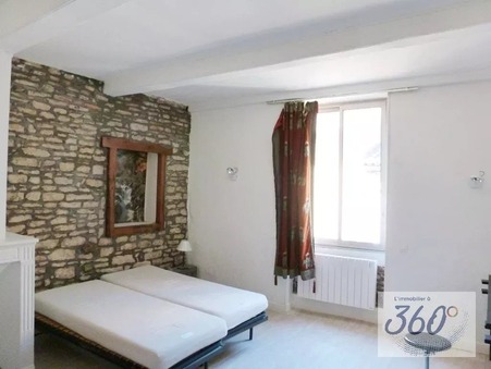 Cluny  370 €