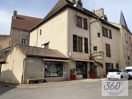 Saint-Gengoux-le-National  371 000 €
