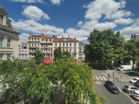 Saint-Étienne  515 €