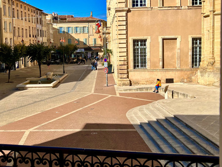 Carpentras 85 000 €