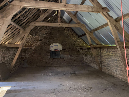 A vendre maison Larchamp 53220; 86 000 €