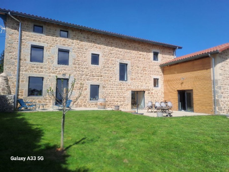 Lavieu  634 000 €
