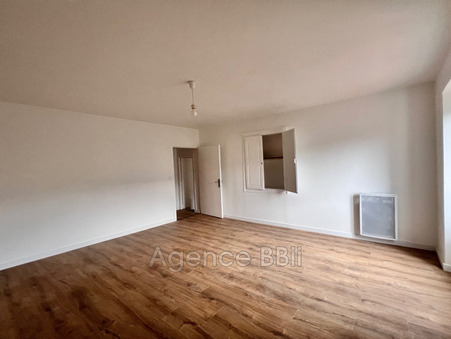 Contes  185 000 €