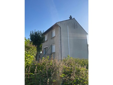VIC SUR AISNE  190 000 €