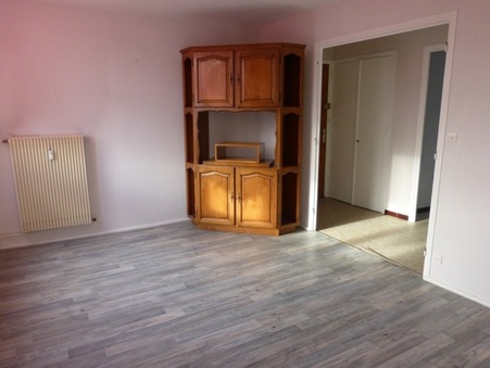 VILLEFRANCHE SUR SAONE  103 000 €
