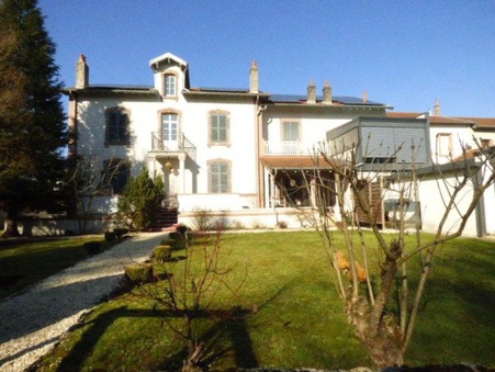 BENAMENIL  590 000 €