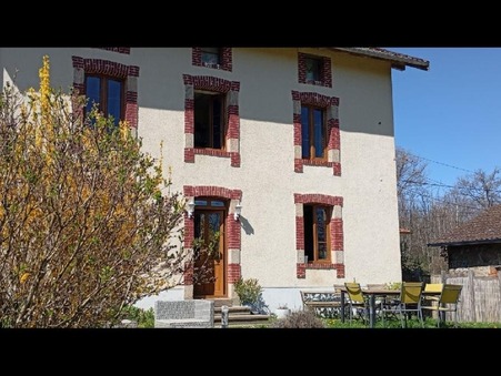 SAINT PRIESAINT SOUS AIXE  170 800 €