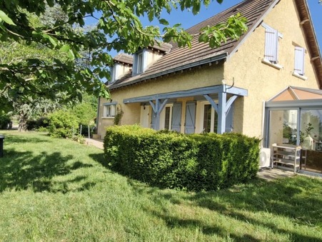 MONTAULIN  215 000 €