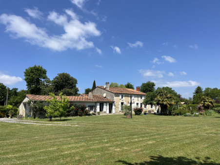 Propriété 783 000 €  sur Vensac (33590) - Réf. JHY520