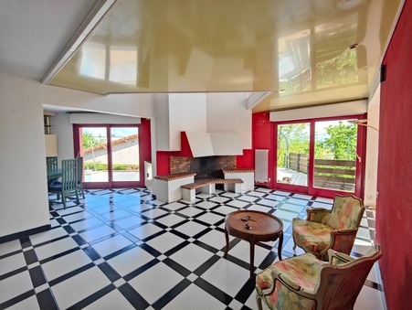 Vente maison 462 000 €  Clermont Ferrand