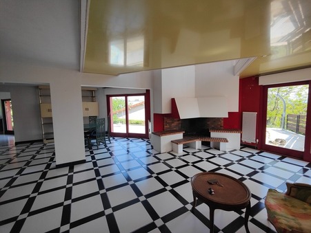 Vente maison 462 000 €  Clermont Ferrand