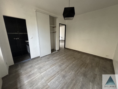 A louer appartement 950 &euro;  Greasque