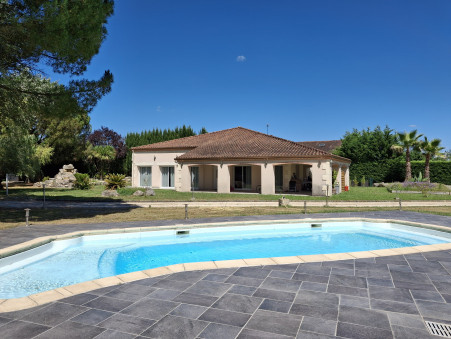 Maison | BERGERAC | 397500 € | 9 Pièces | 4 Chambres | 170 m²
