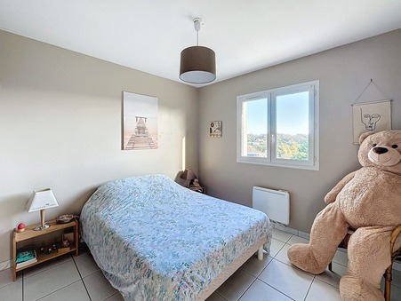 A vendre maison Targon 33760; 330 000 €