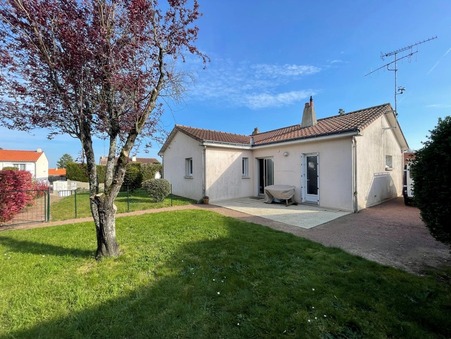Maison 728 &euro;  Réf. MAIS 243-1838680 Le May-sur-Èvre