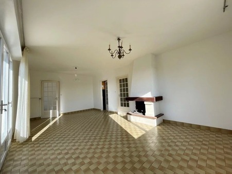 A louer maison Le May-sur-Èvre 49122; 728 &euro; 