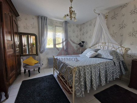 Maison 385 000 €  Réf. 92430 Banne