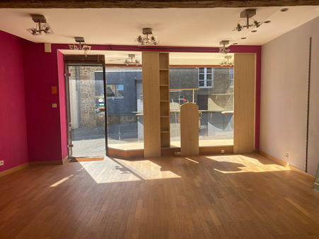 Vente immeuble 91 500 € Gorron