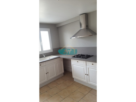 A louer appartement Fosses 95470; 520 € 